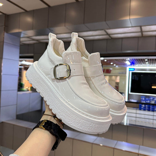 Patent leather trendy loafers