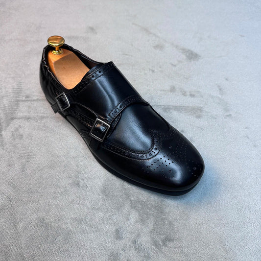 Double buckle retro leather shoes