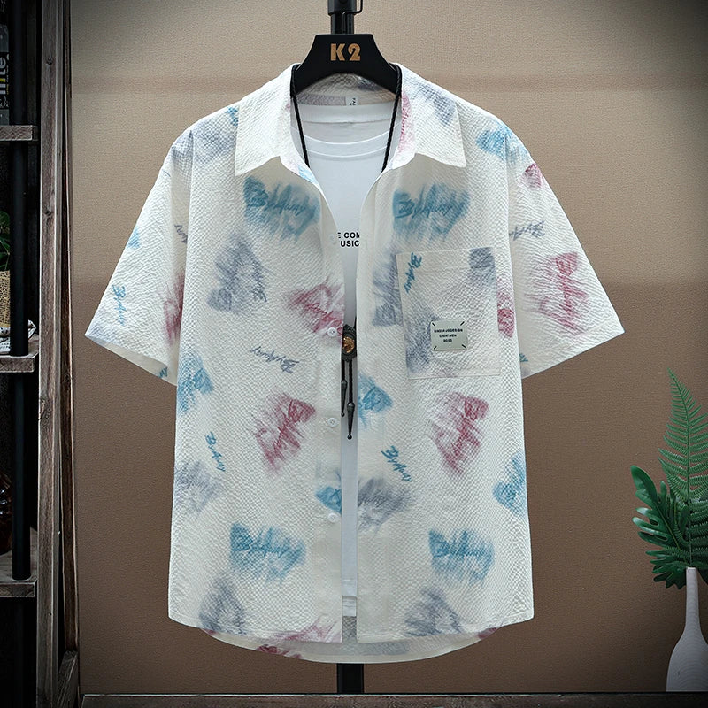 Graffiti-colored short-sleeved shirt
