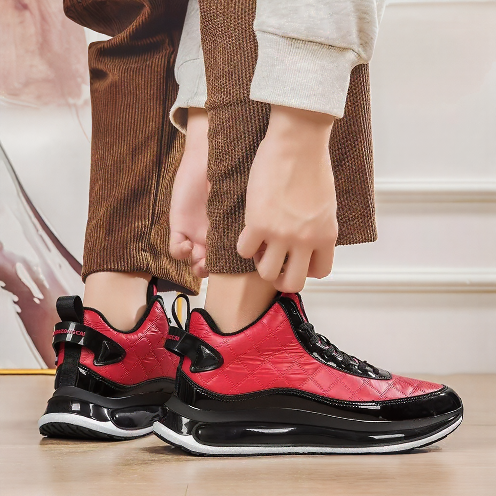 Warm and soft athletic shoes